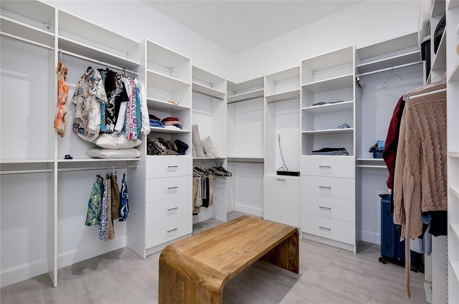 Furnished interior view inside a new home in , Englewood (Image 17).