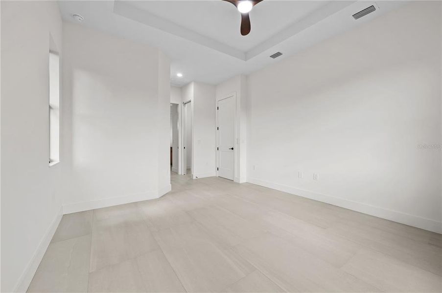 Spacious, unfurnished interior of a new home in , North Port (Image 59). Spacious, unfurnished interior of a new home in , North Port (Image 59).