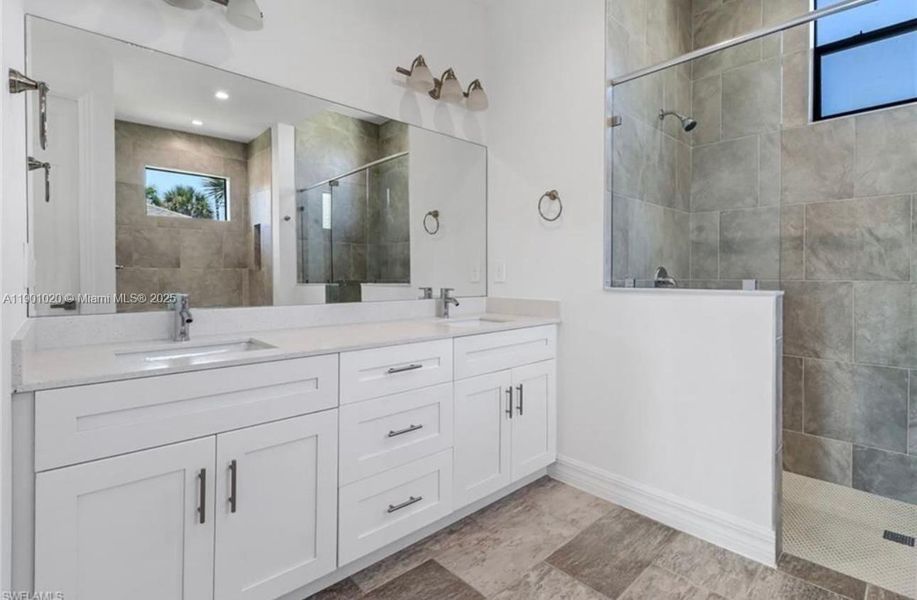 Furnished interior view inside a new home in , Lehigh Acres (Image 7).