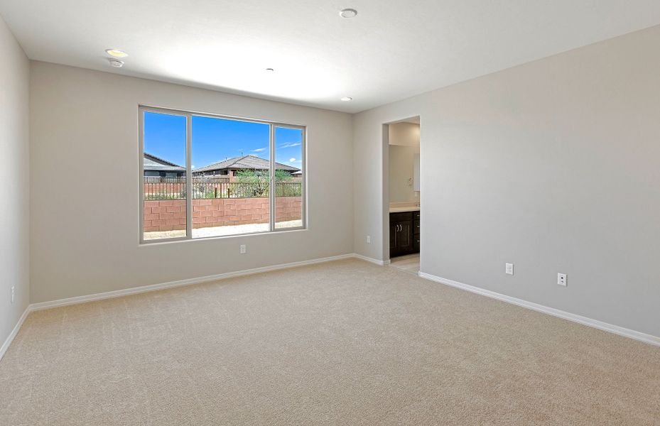 Spacious, unfurnished interior of a new home in Vistoso Canyon Estates, Oro Valley (Image 15). Spacious, unfurnished interior of a new home in Vistoso Canyon Estates, Oro Valley (Image 15).