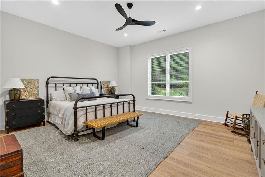 Furnished interior view inside a new home in , Alpharetta (Image 55). Furnished interior view inside a new home in , Alpharetta (Image 55).