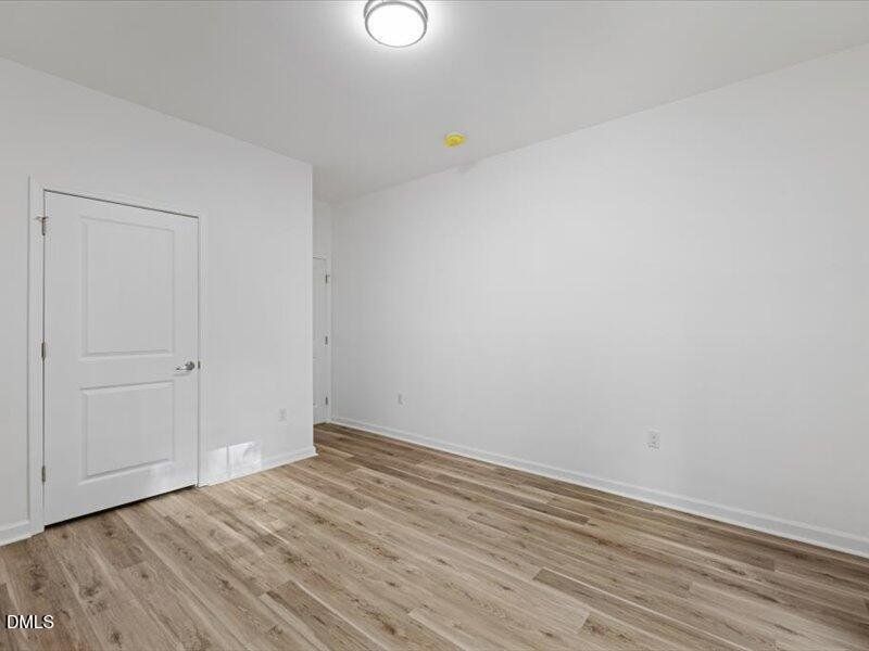 12-ISAB8040 12-ISAB8040