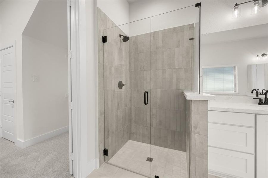 Furnished interior view inside a new home in The Retreat - Phase 1, Waxahachie (Image 10).