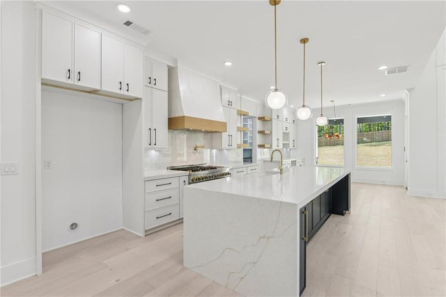 Furnished interior view inside a new home in , Grayson (Image 13).