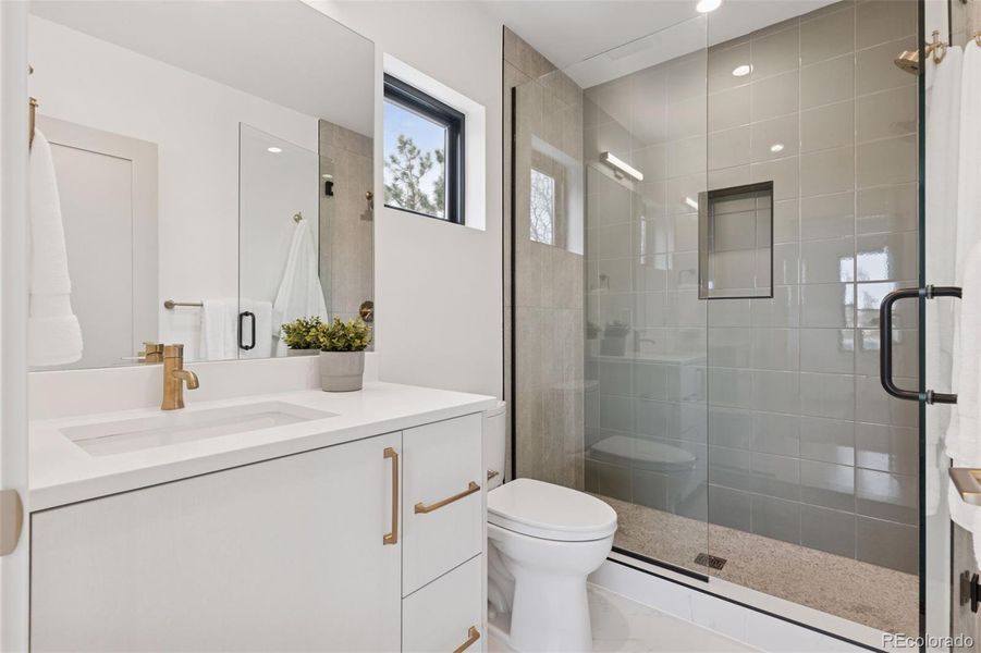 Furnished interior view inside a new home in , Boulder (Image 34).