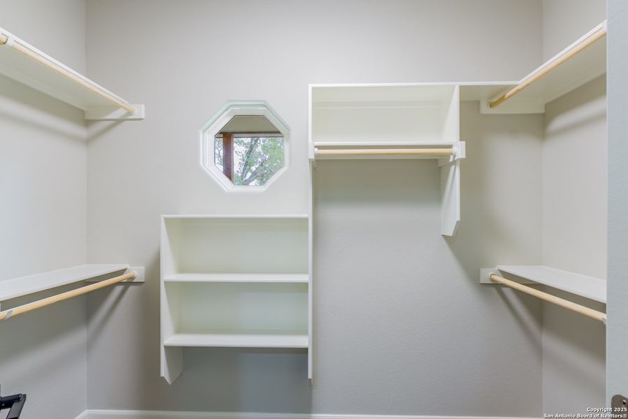 Image 43 of a home in . Image 43 of a home in .