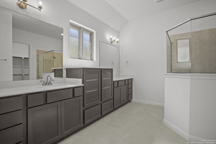 Furnished interior view inside a new home in Stillwater Ranch, San Antonio (Image 8). Furnished interior view inside a new home in Stillwater Ranch, San Antonio (Image 8).