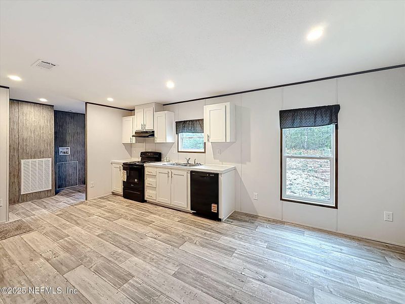Furnished interior view inside a new home in , Hawthorne (Image 8).