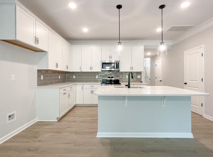 Furnished interior view inside a new home in Riverbrooke Townhomes, Simpsonville (Image 6). Furnished interior view inside a new home in Riverbrooke Townhomes, Simpsonville (Image 6).
