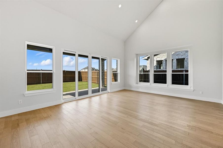 Spacious, unfurnished interior of a new home in Trinity Falls, McKinney (Image 17). Spacious, unfurnished interior of a new home in Trinity Falls, McKinney (Image 17).