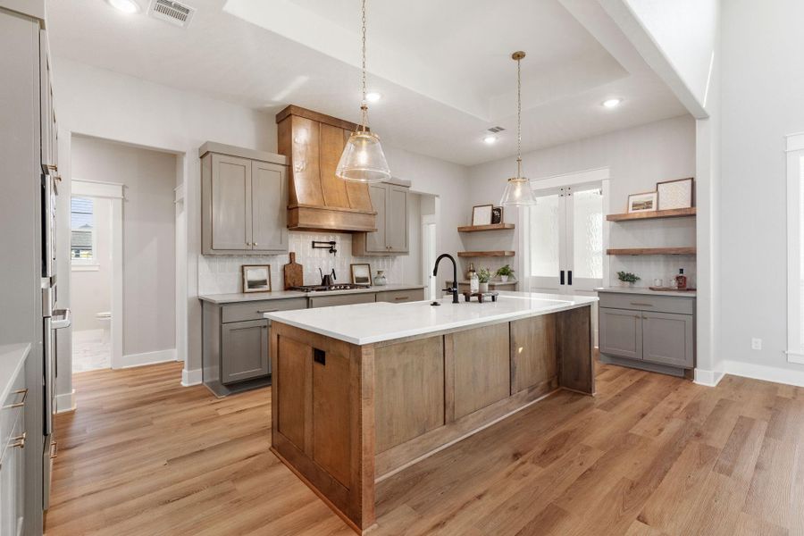 Furnished interior view inside a new home in , Bryan (Image 32).
