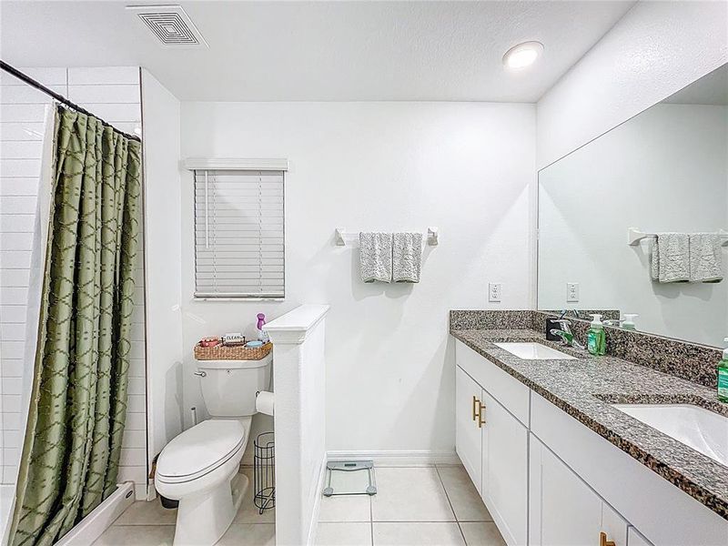 Furnished interior view inside a new home in , Zephyrhills (Image 20).