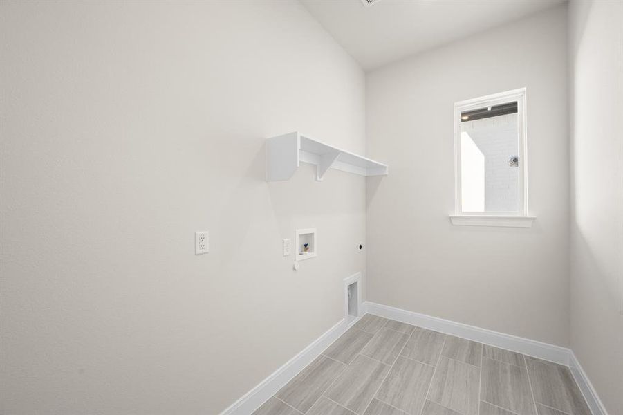 16957 Leatherflower- Utility-1