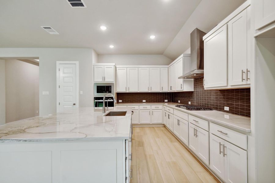 Furnished interior view inside a new home in Double Eagle Ranch, Cedar Creek (Image 11). Furnished interior view inside a new home in Double Eagle Ranch, Cedar Creek (Image 11).