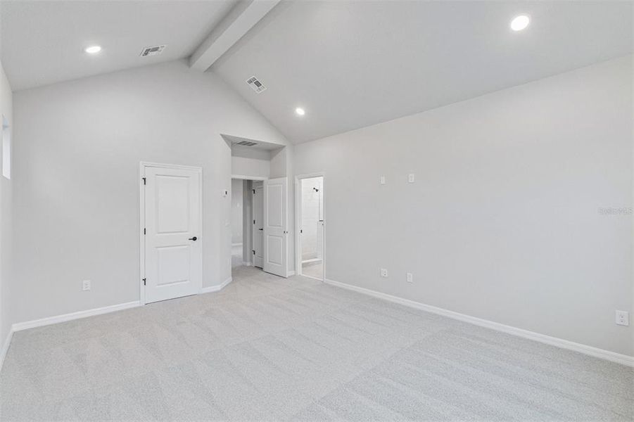 Spacious, unfurnished interior of a new home in Weslyn Park in Sunbridge 34', St. Cloud (Image 14). Spacious, unfurnished interior of a new home in Weslyn Park in Sunbridge 34', St. Cloud (Image 14).