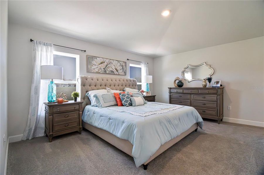 Furnished interior view inside a new home in Rolling Hills, Bell (Image 12).