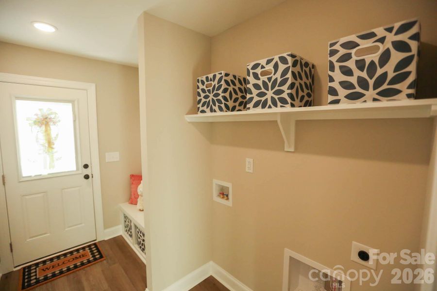 Furnished interior view inside a new home in , Kannapolis (Image 9).