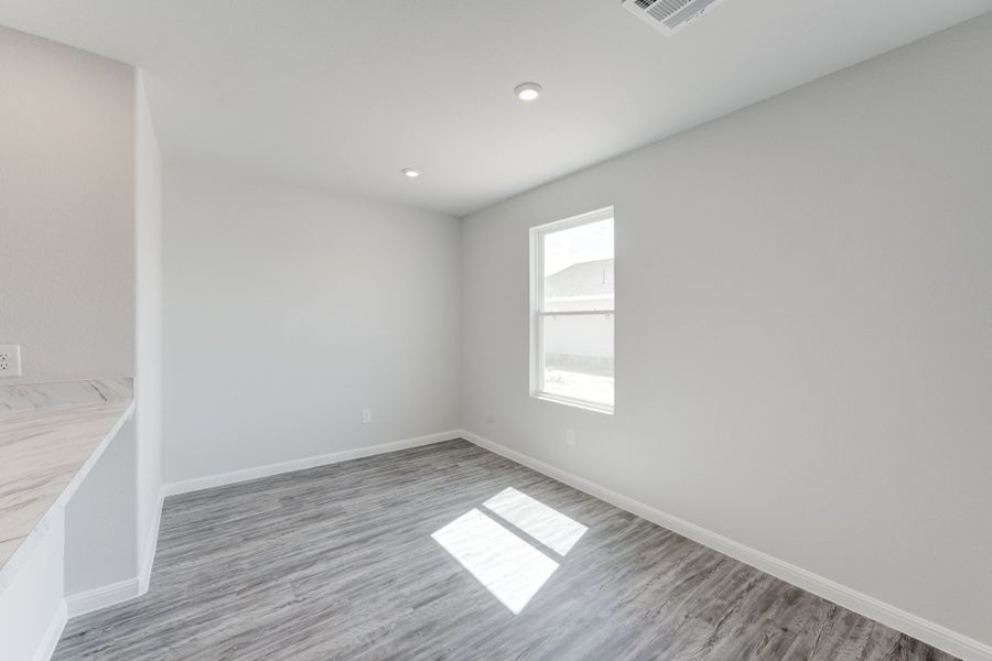 Spacious, unfurnished interior of a new home in Pirate's Cove Estates, Vidor (Image 20). Spacious, unfurnished interior of a new home in Pirate's Cove Estates, Vidor (Image 20).