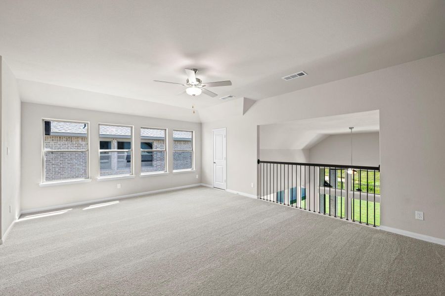 Spacious, unfurnished interior of a new home in Jubilee, Hockley (Image 28).