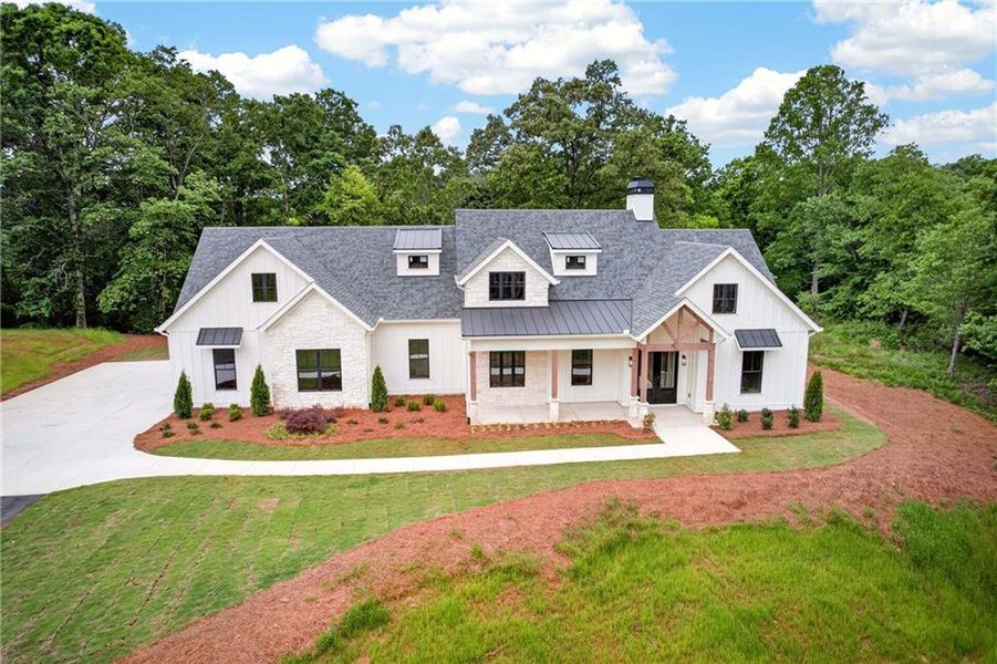 Front exterior of a new home in , Ellijay, GA, highlighting curb appeal (Image 28). Front exterior of a new home in , Ellijay, GA, highlighting curb appeal (Image 28).