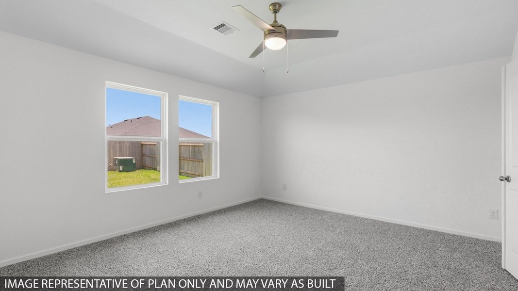 Spacious, unfurnished interior of a new home in Sunterra, Katy (Image 17).