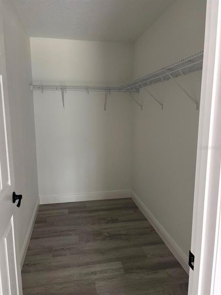 Spacious, unfurnished interior of a new home in , Dunnellon (Image 19).