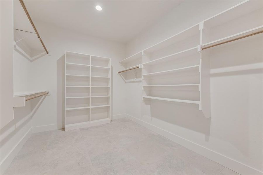 Spacious, unfurnished interior of a new home in , Ovilla (Image 21). Spacious, unfurnished interior of a new home in , Ovilla (Image 21).