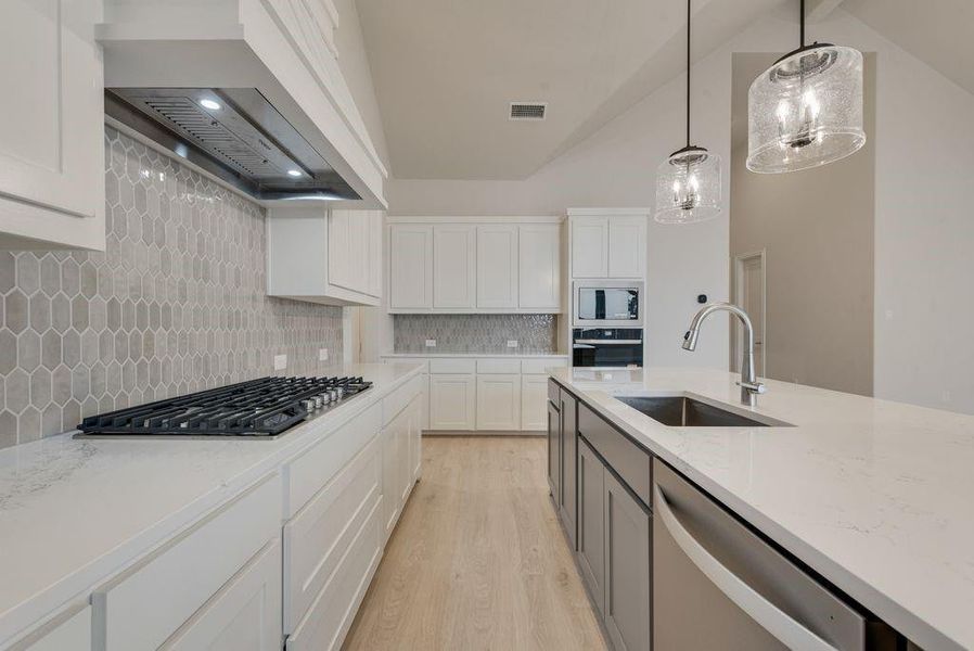 Furnished interior view inside a new home in Monterra, Fate (Image 12).