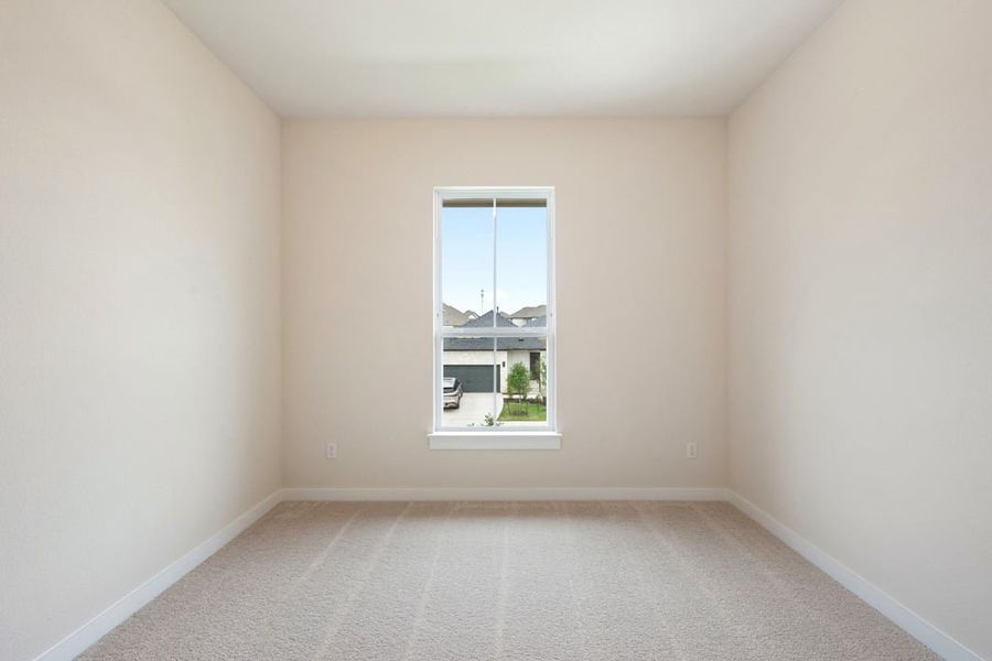 Spacious, unfurnished interior of a new home in Heritage, Dripping Springs (Image 40).