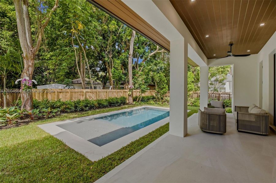 Exterior details and patio area of a home in , South Miami (Image 33).