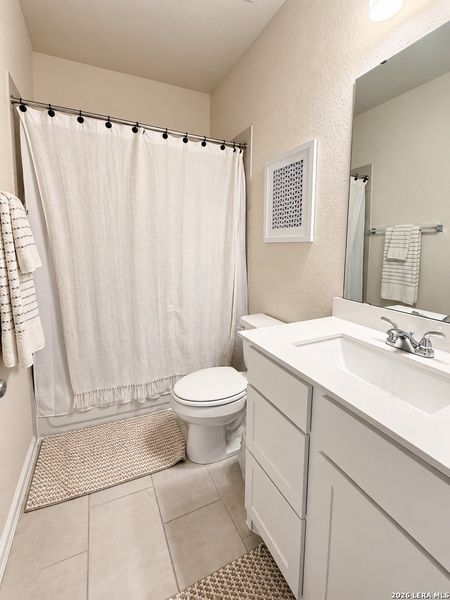 Furnished interior view inside a new home in Stillwater Ranch, San Antonio (Image 6).