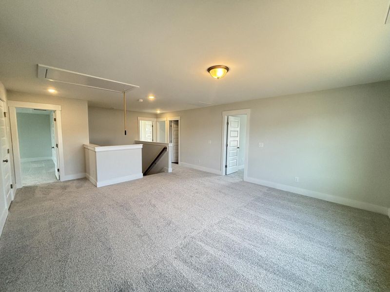 Spacious, unfurnished interior of a new home in Daniel Farms, Benson (Image 24).