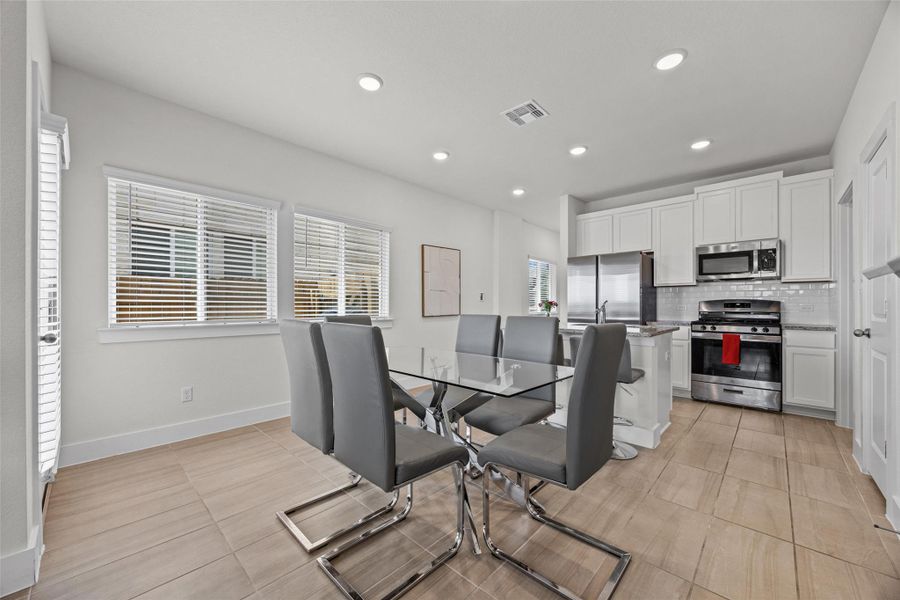 Furnished interior view inside a new home in , Georgetown (Image 12).