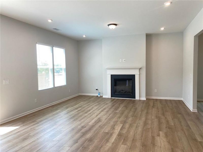 Spacious, unfurnished interior of a new home in , Lilburn (Image 27).