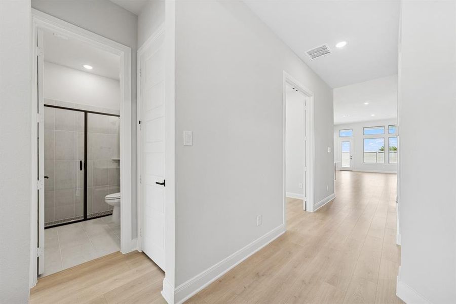 Spacious, unfurnished interior of a new home in Painted Tree - Classic Series, McKinney (Image 31). Spacious, unfurnished interior of a new home in Painted Tree - Classic Series, McKinney (Image 31).