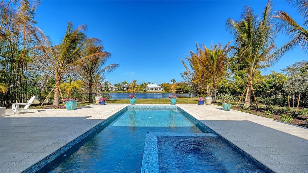 Community amenities in , Sarasota (Image 55).