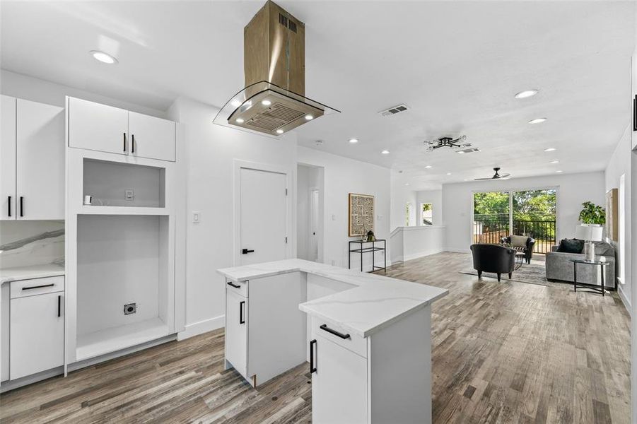 Level 2 - Kitchen