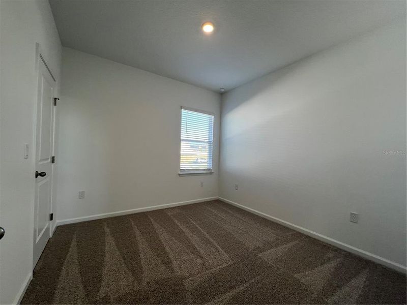 Spacious, unfurnished interior of a new home in Hills of Minneola, Minneola (Image 12).
