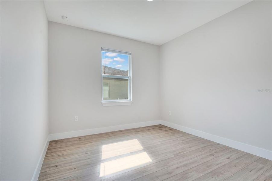 Spacious, unfurnished interior of a new home in , Apopka (Image 30).