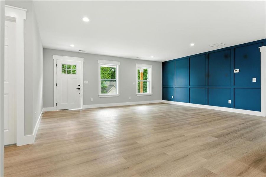 Spacious, unfurnished interior of a new home in , Dallas (Image 19).