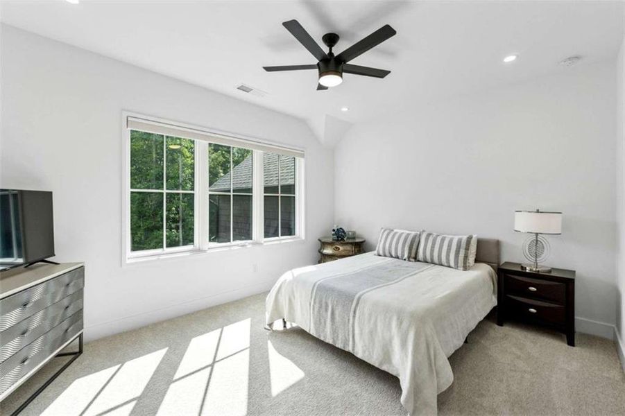 Furnished interior view inside a new home in , Roswell (Image 5).