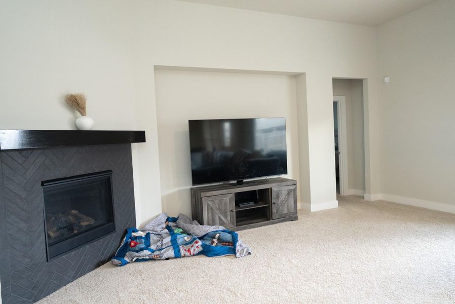 Furnished interior view inside a new home in Sunterra, Katy (Image 39). Furnished interior view inside a new home in Sunterra, Katy (Image 39).