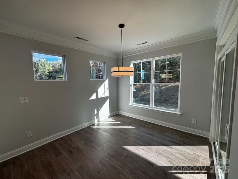 Spacious, unfurnished interior of a new home in Waterford Commons, Rock Hill (Image 11).