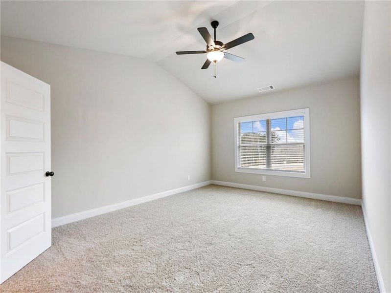 Spacious, unfurnished interior of a new home in Apalachee Overlook, Winder (Image 23).