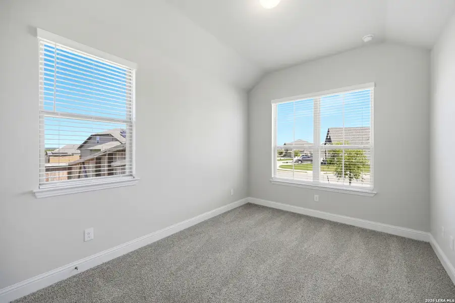 Spacious, unfurnished interior of a new home in The Parklands, Schertz (Image 21).