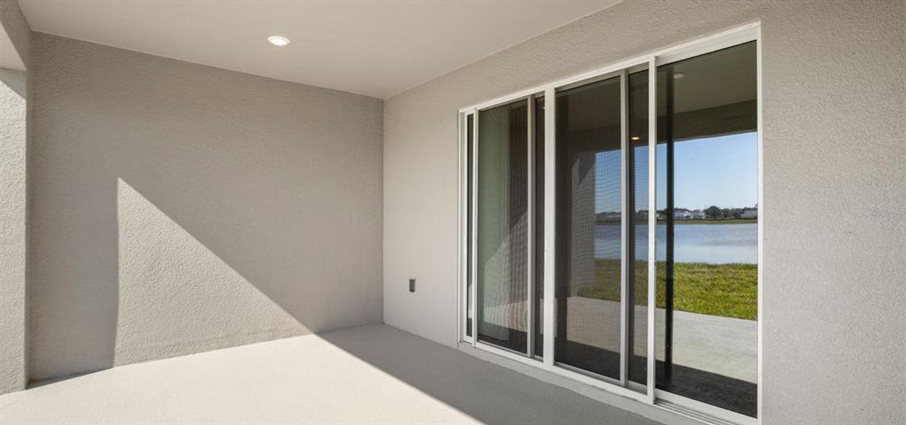 Exterior details and patio area of a home in The Crossings - Single-Family Homes, St. Cloud (Image 2).