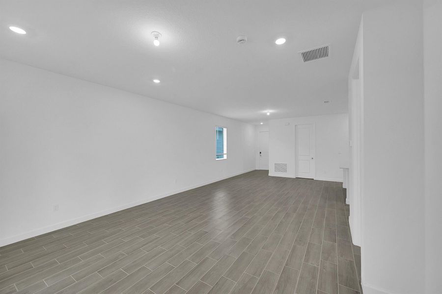 Spacious, unfurnished interior of a new home in Seagrove: The Indies, Fort Pierce (Image 19). Spacious, unfurnished interior of a new home in Seagrove: The Indies, Fort Pierce (Image 19).