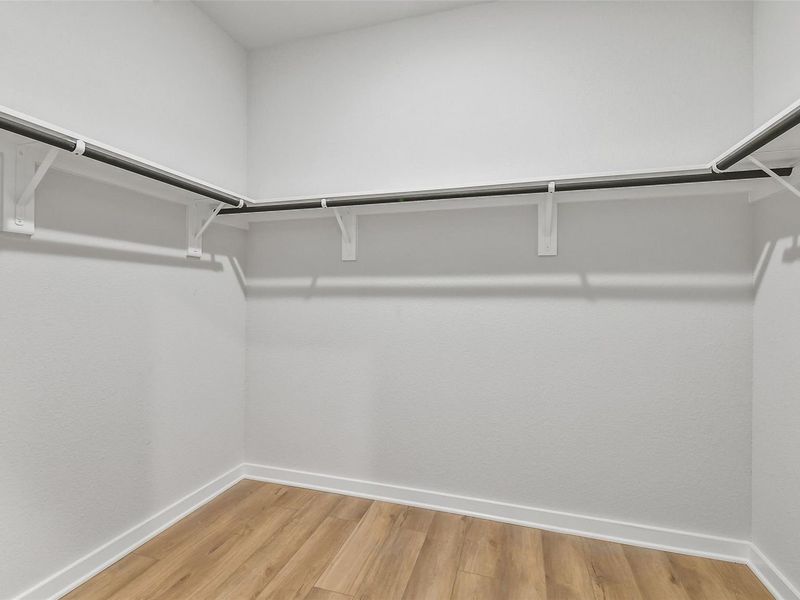 Spacious, unfurnished interior of a new home in Lakes at Black Oak, Magnolia (Image 25).