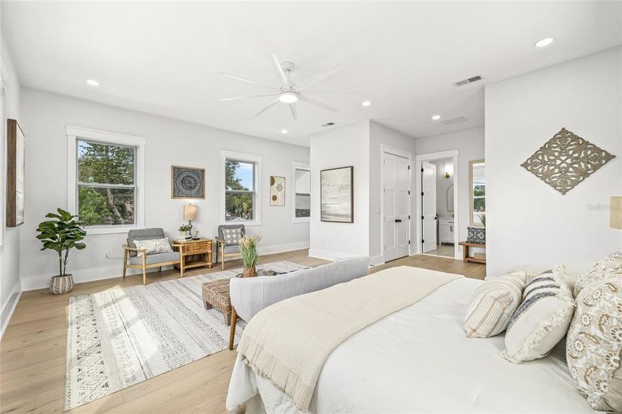 Furnished interior view inside a new home in , St. Petersburg (Image 34).