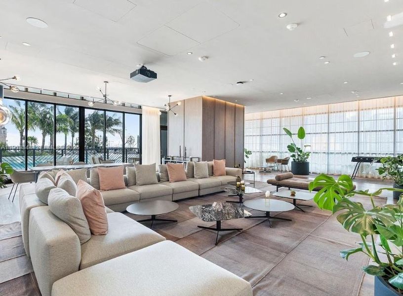 Community amenities in , Miami (Image 15). Community amenities in , Miami (Image 15).